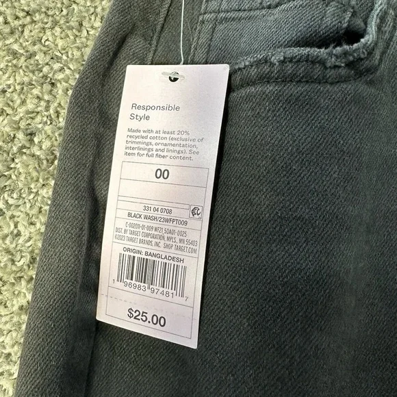 Wild Fable Super High Rise Tapered Jean SZ 00/27” NWT - Picture 5 of 5